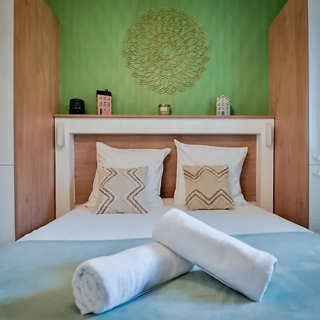 Le Casa Delia * Équemauville